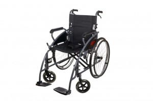  WÓZEK INWALIDZKI  STALOWY  Z HAMULCAMI DLA ASYSTENTA AT52307