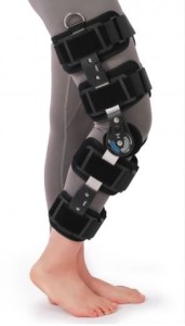 Orteza stawu kolanowego na goleń i udo IMMOBILO SUPER BRACE AR-2900